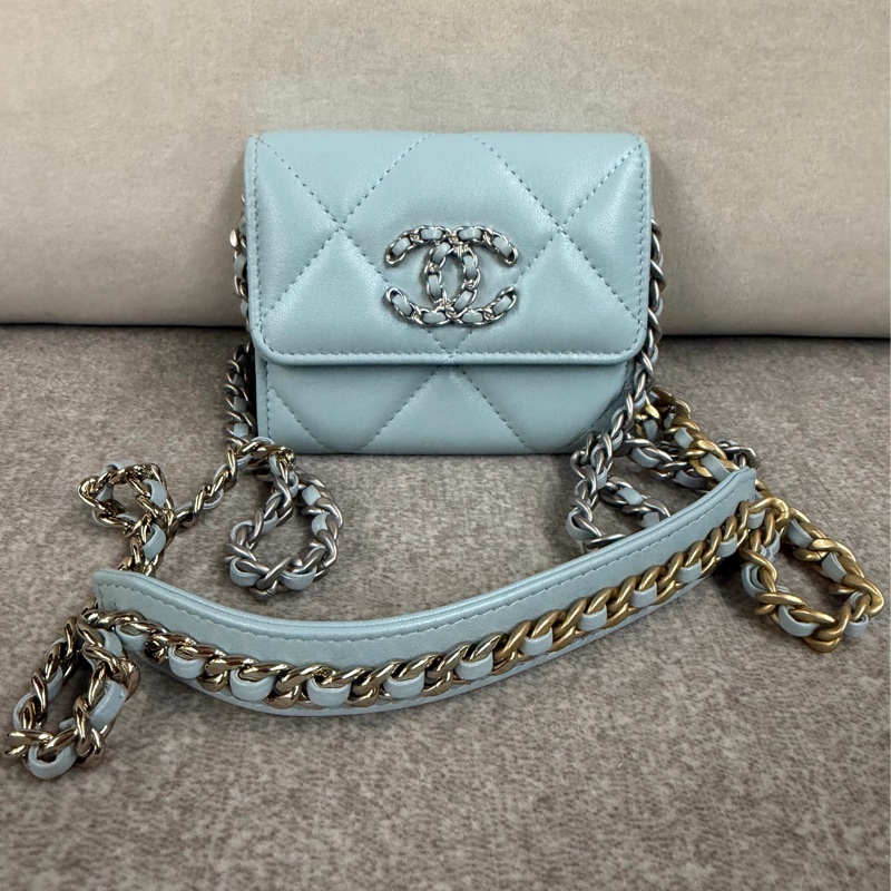 香奈兒Chanel 19經典雙C LOGO小羊皮銀扣零錢包 湖水藍-15