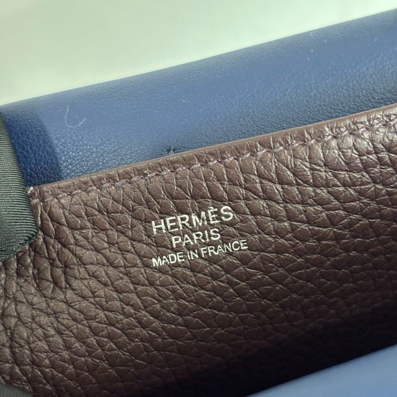 Hermes Halzan 25
馬鞍紅拼寶石藍-10