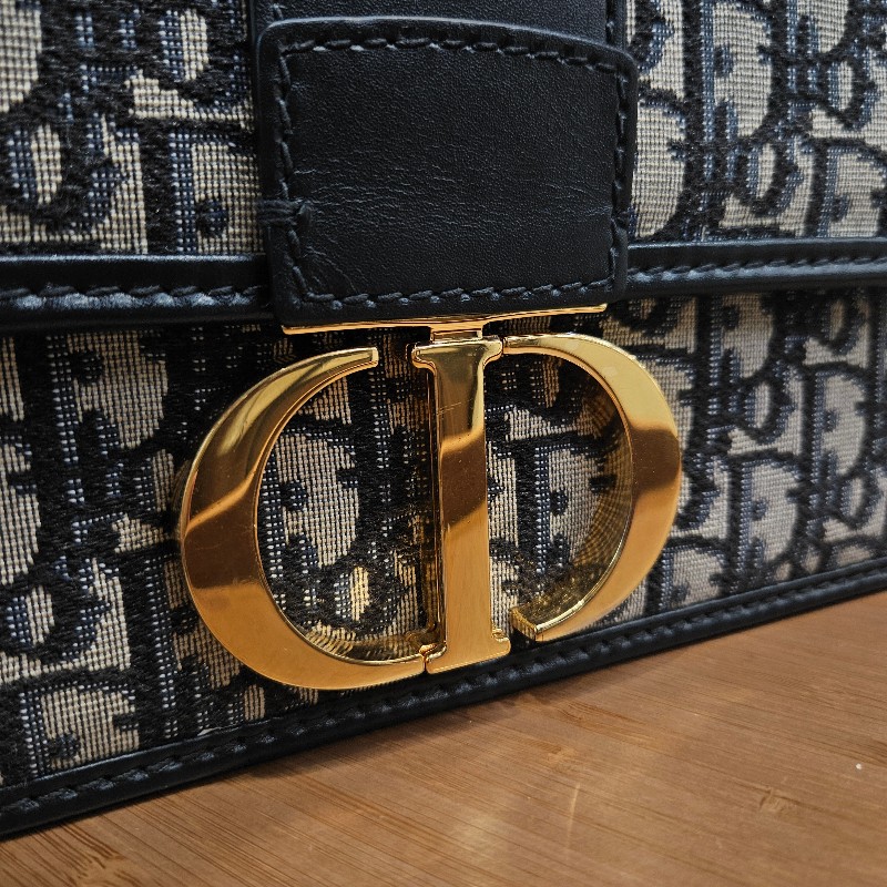 Dior montaigne 30-2