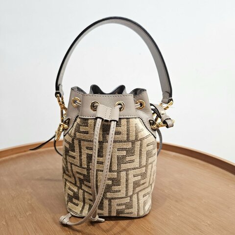 Fendi Mon Tresor Mini Bucket Bag