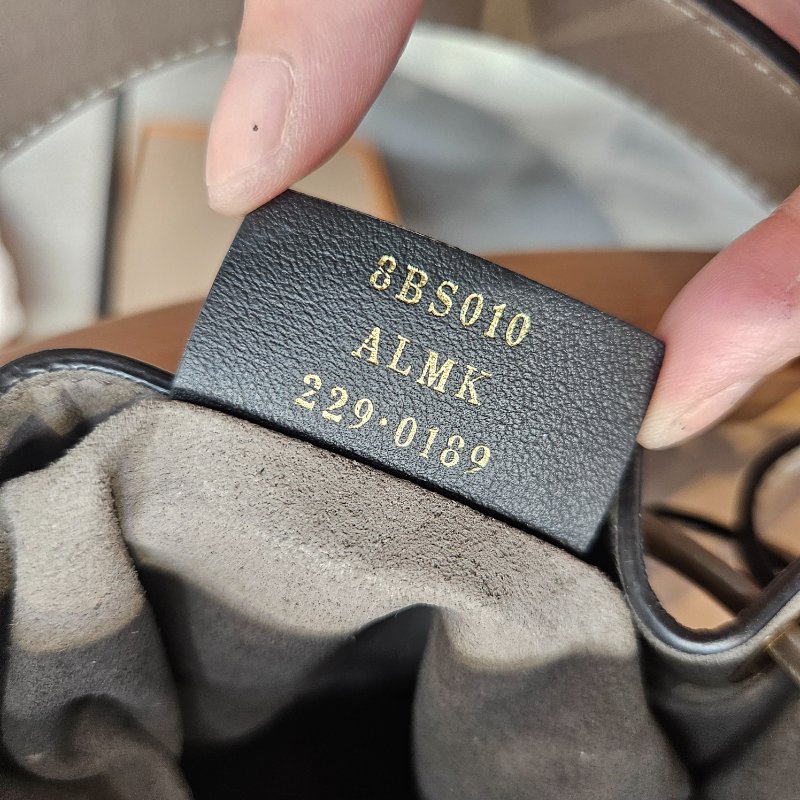 Fendi Mon Tresor Mini Bucket Bag-6