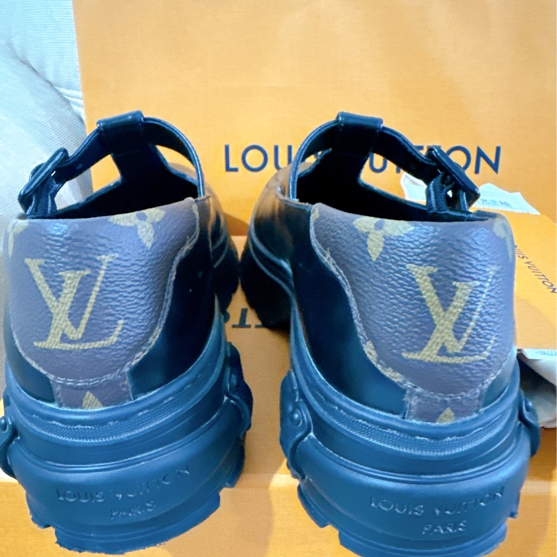LV Squad Mary Jane 厚底樂福鞋-2