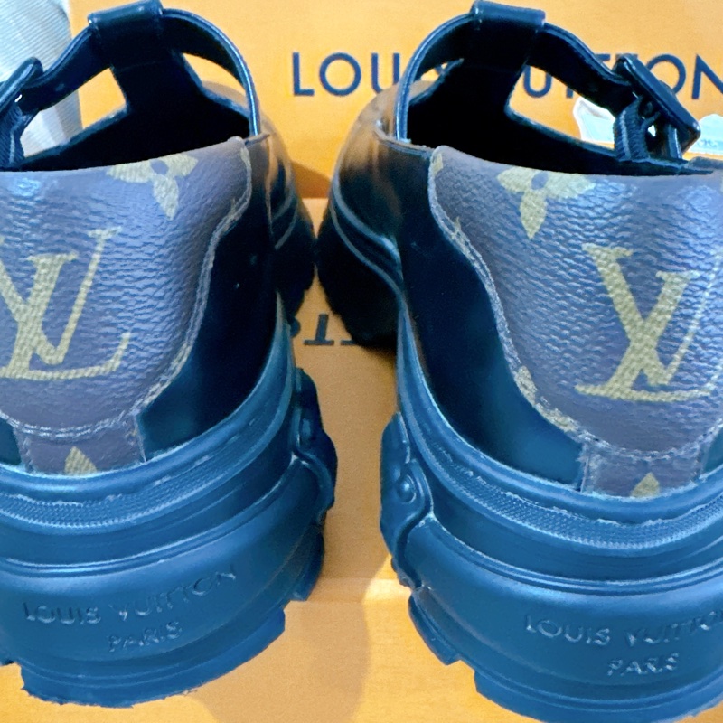 LV Squad Mary Jane 厚底樂福鞋-12