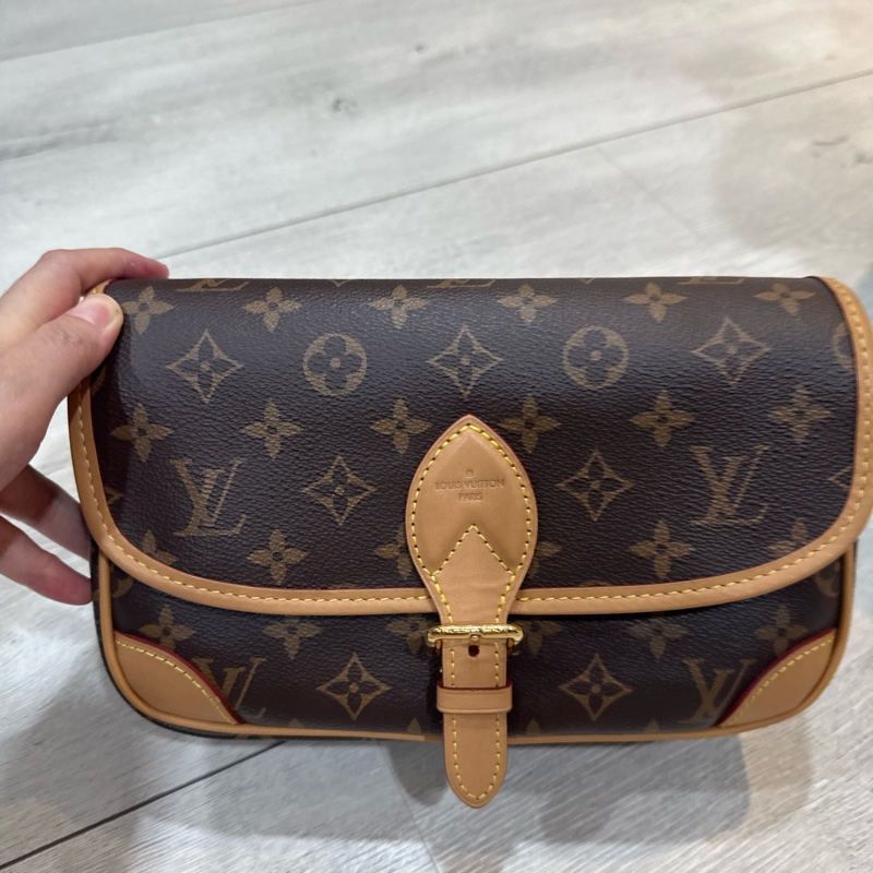 Louis Vuitton Diane 兩用包-7