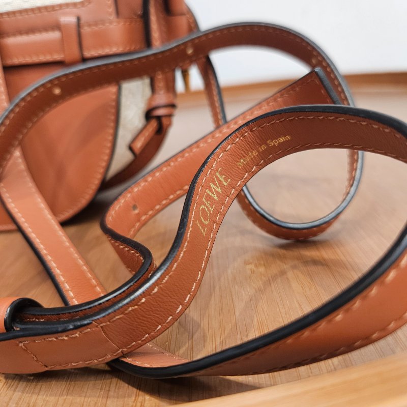 LOEWE mini gate bag-5