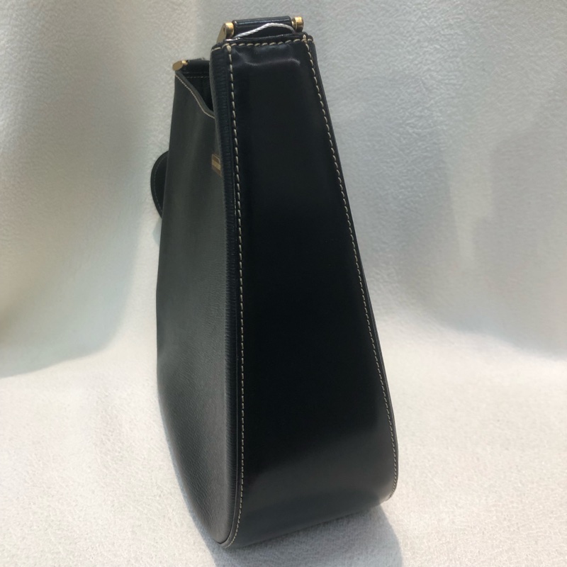 BURBERRY 金牌標誌黑色上肩包XB924-3