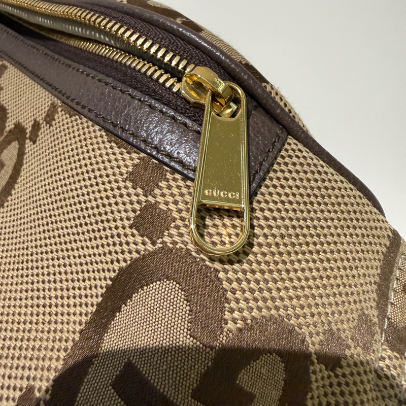 Gucci Canvas Jumbo GG belt bag-5