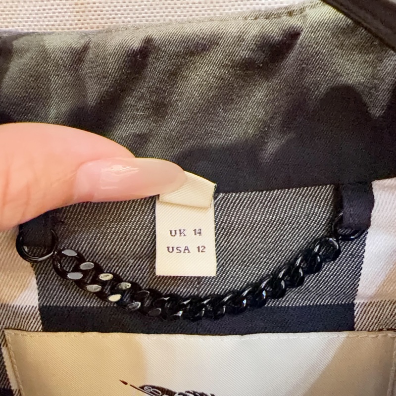 閒置 BURBERRY 經典雙排扣長款風衣-2