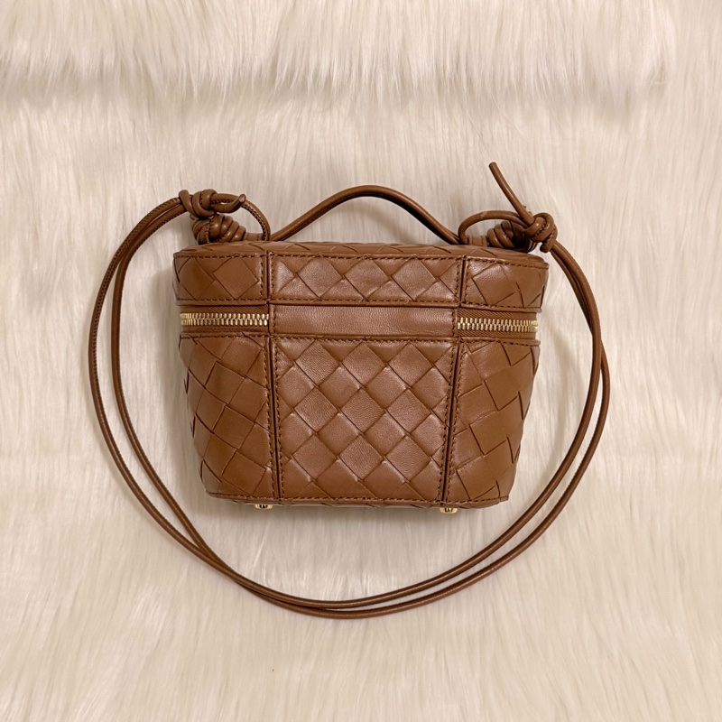 BottegaVenata★ BV金棕色編織化妝箱包vanity bag/相機包-2