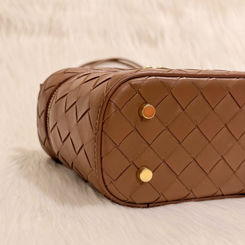 BottegaVenata★ BV金棕色編織化妝箱包vanity bag/相機包-6