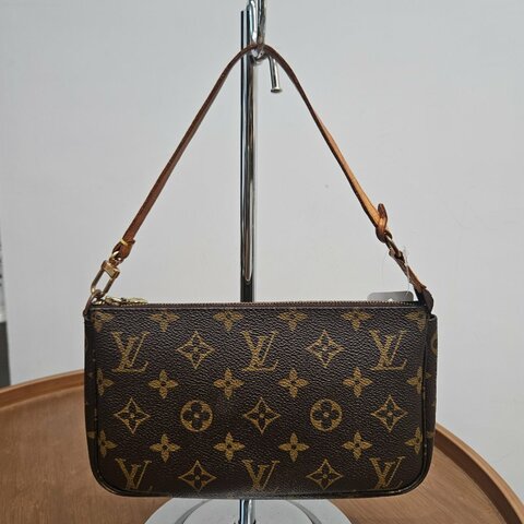 LV 麻將袋 Pochette Accessoires Monogram Bag