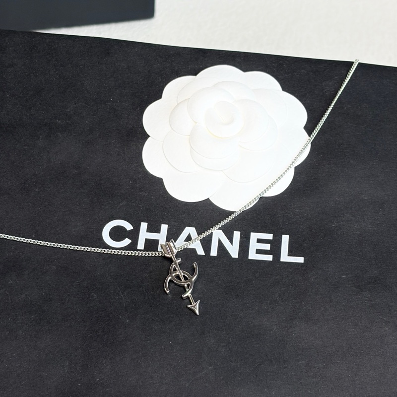 Chanel香奈兒26s箭頭雙C項鍊 附件：包裝盒 防塵袋。-1
