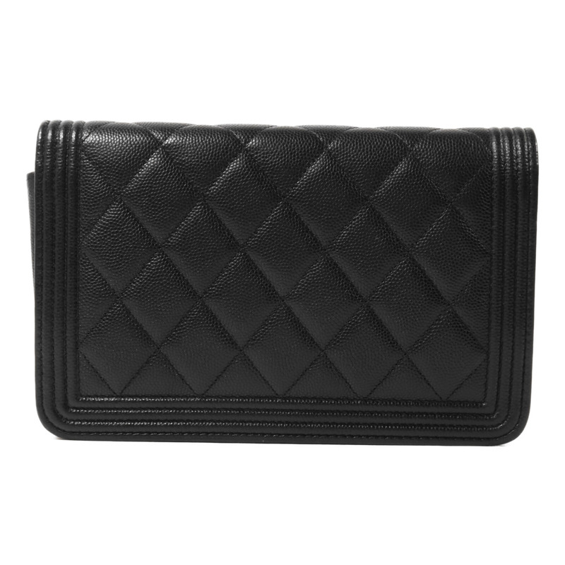 CHANEL 牛皮皮革Boy Wallet On Chain鏈帶肩背袋-1