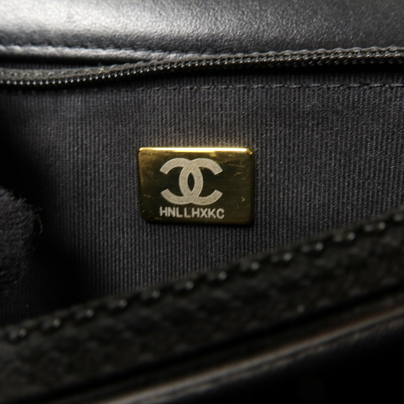 CHANEL 牛皮皮革Boy Wallet On Chain鏈帶肩背袋-7