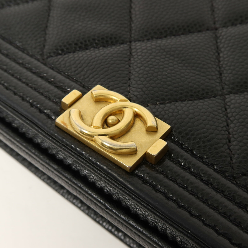 CHANEL 牛皮皮革Boy Wallet On Chain鏈帶肩背袋-10