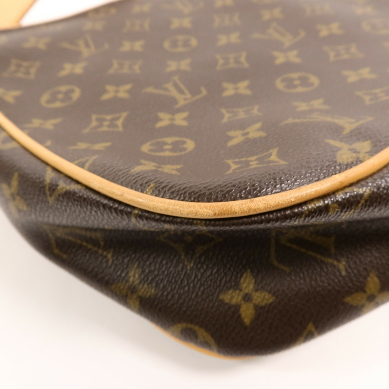 LOUIS VUITTON Monogram Hudson GM金扣肩背袋-14