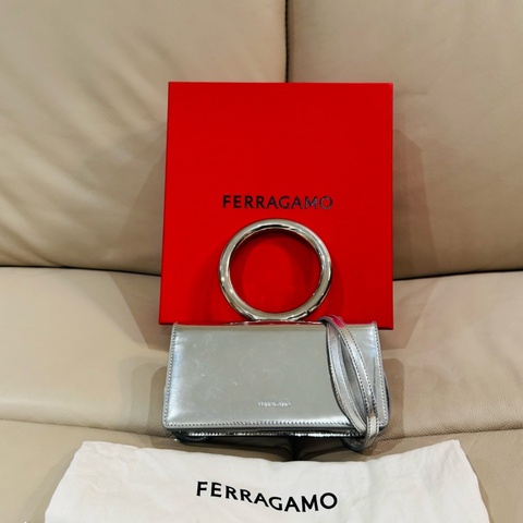 Ferragamo 菲拉格慕 銀色手提斜背包/二手美品