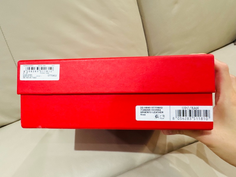 Ferragamo 菲拉格慕 銀色手提斜背包/二手美品-9