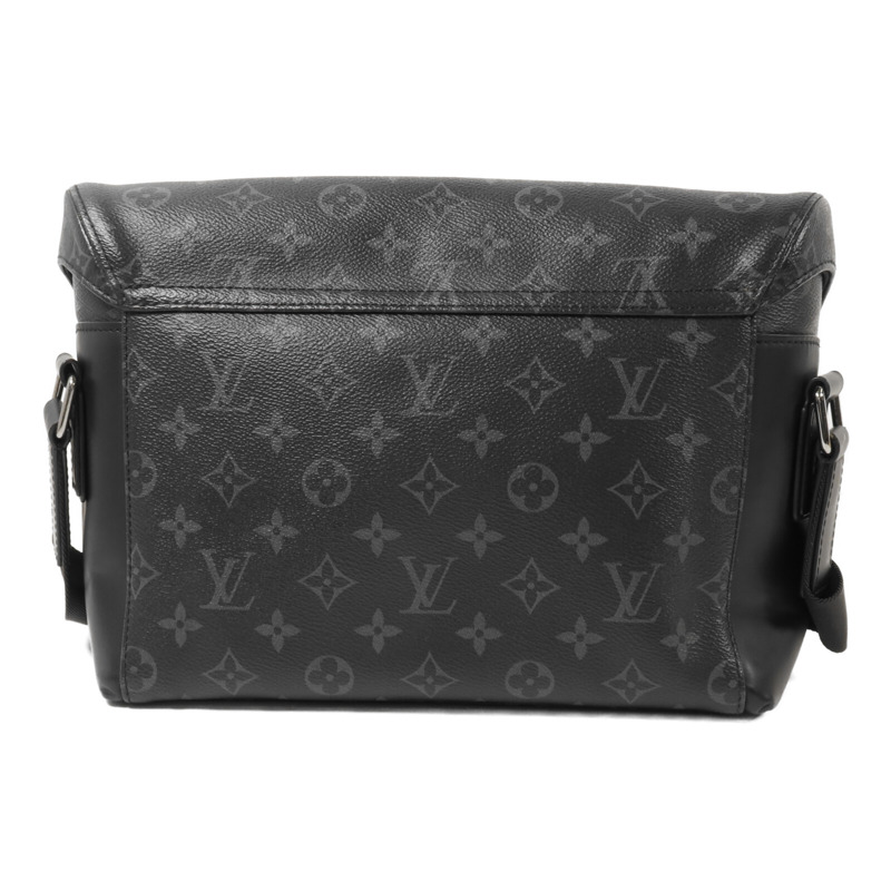 LOUIS VUITTON Monogram Eclipse Voyager肩背袋-1