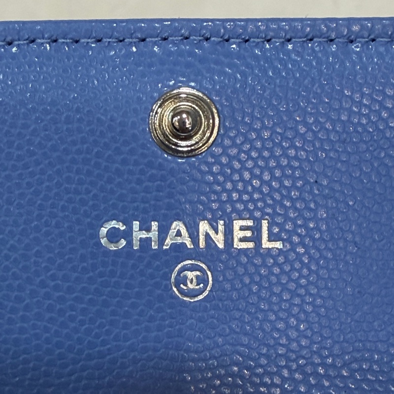 CHANEL 藍荔枝皮 銀色 雙C 彩繪內裡 釦式 零錢包 卡夾-22