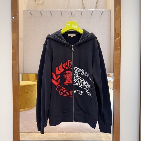 閒置 BURBERRY 戰馬刺繡男女同款連帽拉鍊衛衣