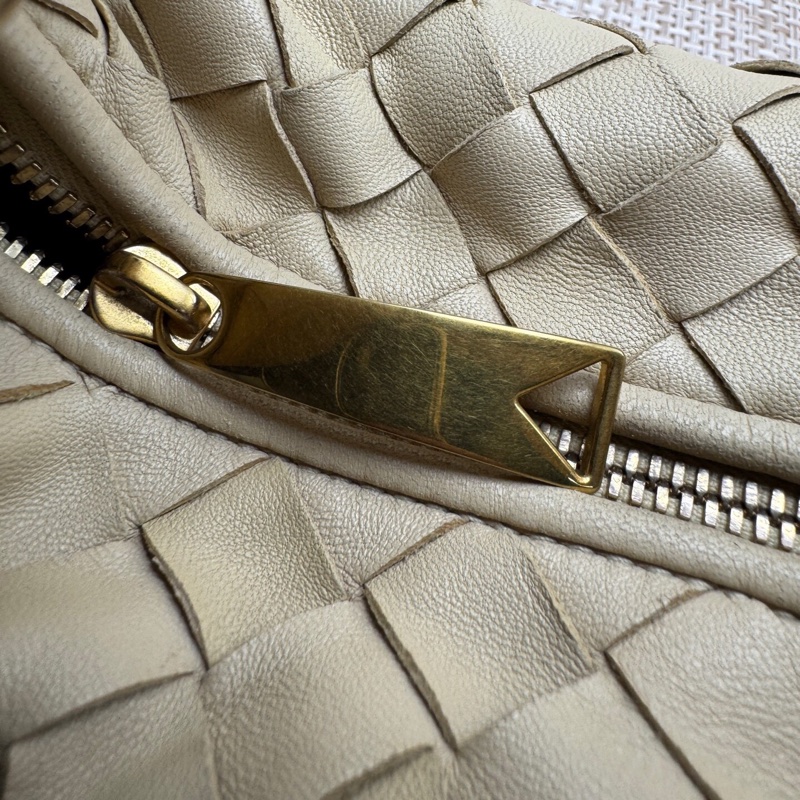 Bottega Veneta mini jodie 葆蝶家mini編織餃子包 腋下包-6