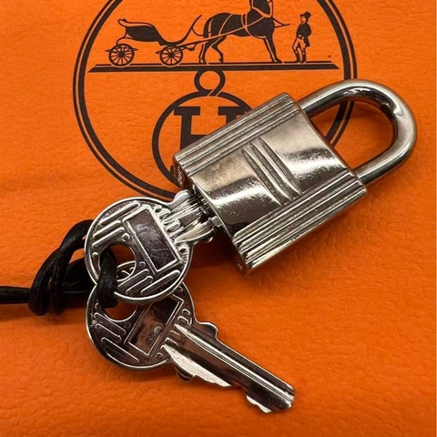 Hermes Cadena Lock and Key Set