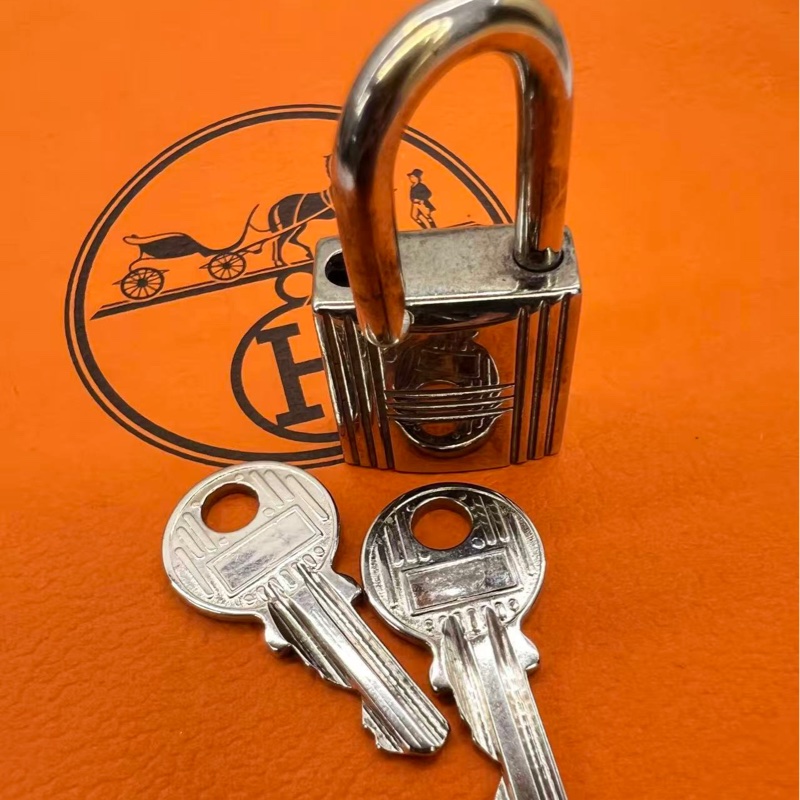 Hermes Cadena Lock and Key Set-8