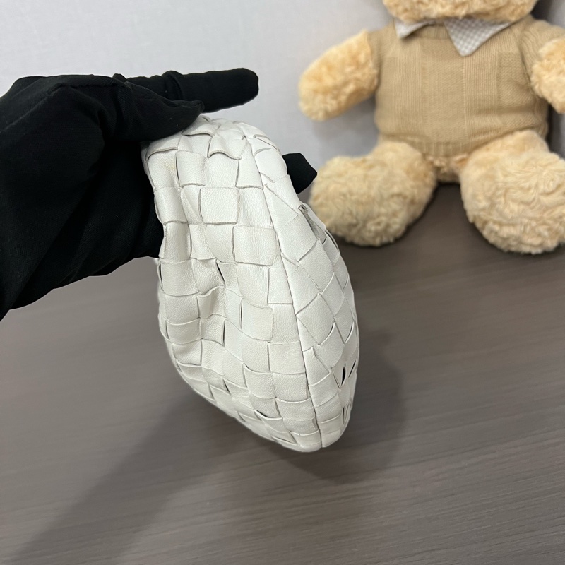 BV葆蝶家 白色編織手提包 長24-3