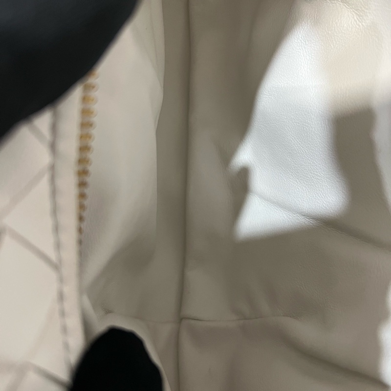 BV葆蝶家 白色編織手提包 長24-6