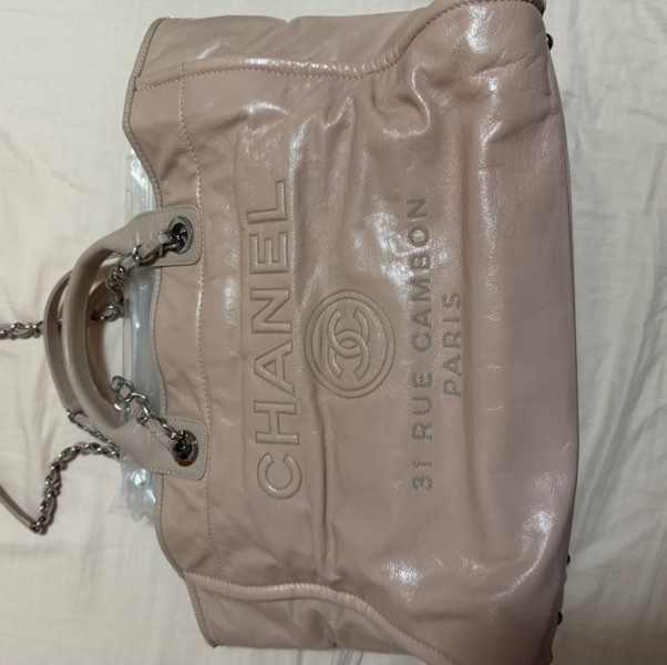 Chanel米色皮革沙灘包-0