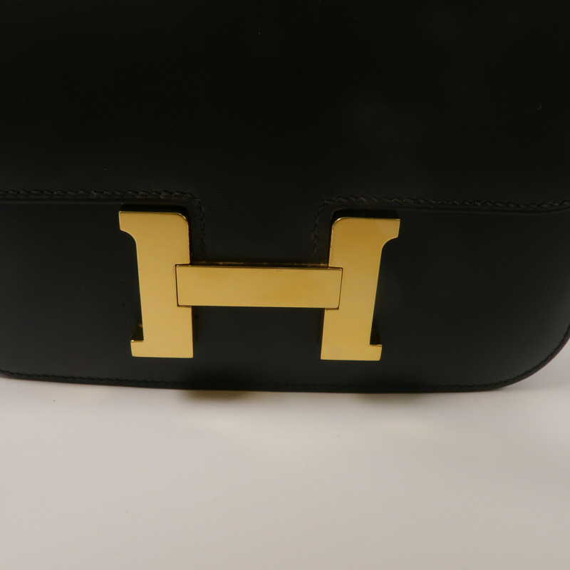 HERMES Swift皮革Constance Mini肩背袋Noir-7