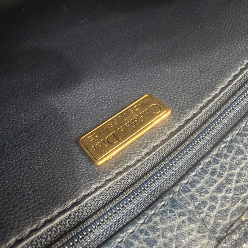 便宜出！Dior Vintage 金蛋牛皮手拿包-13