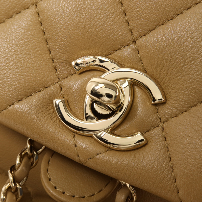 CHANEL 羊皮皮革Backpack鏈帶背包-9