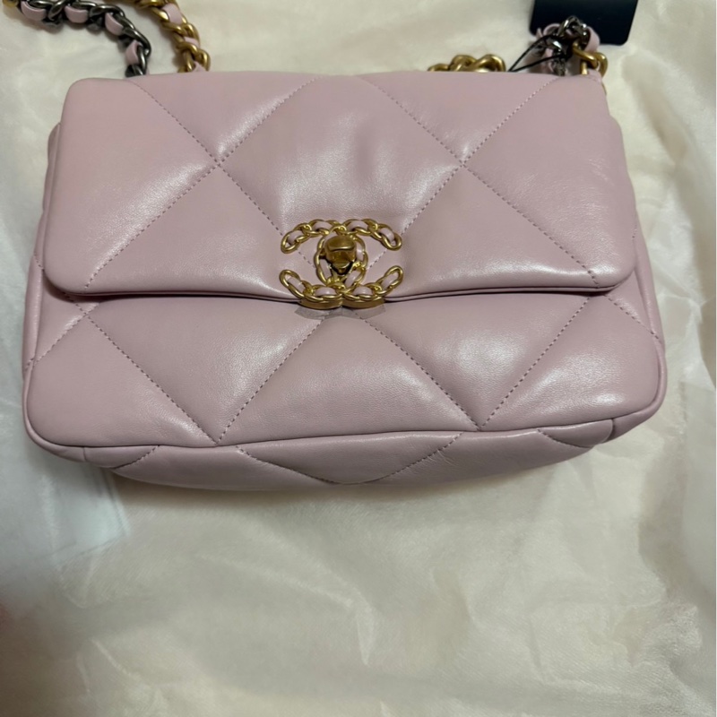 Chanel 19 bag-0