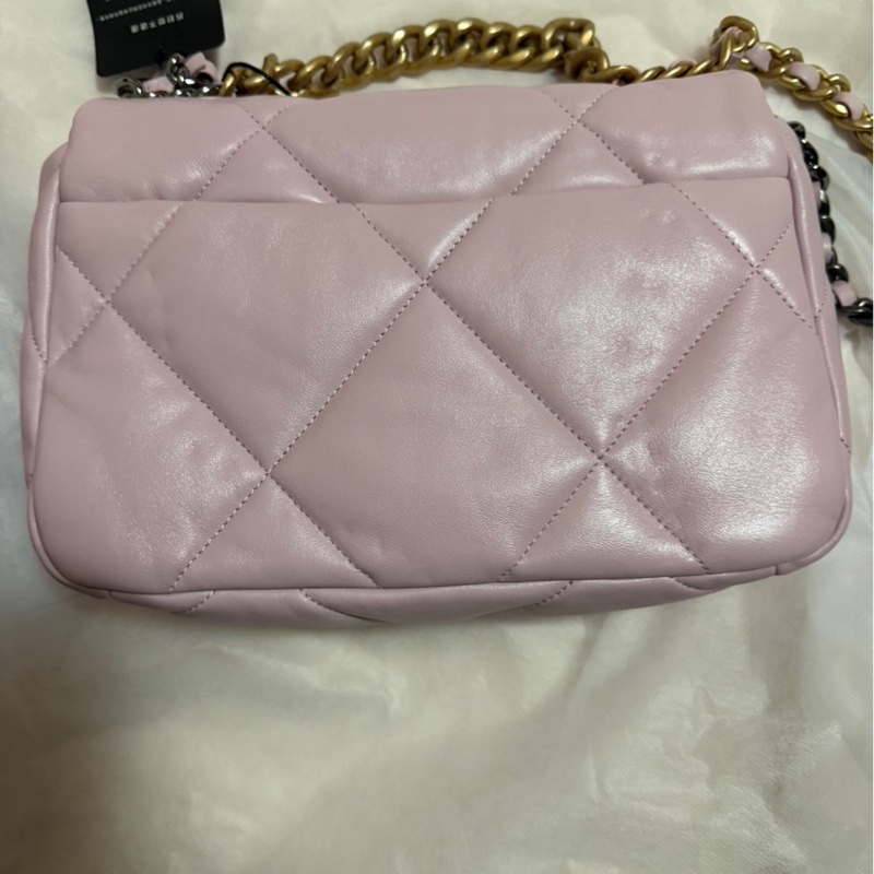 Chanel 19 bag-1
