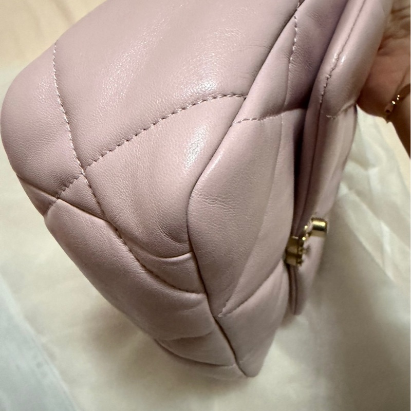 Chanel 19 bag-4