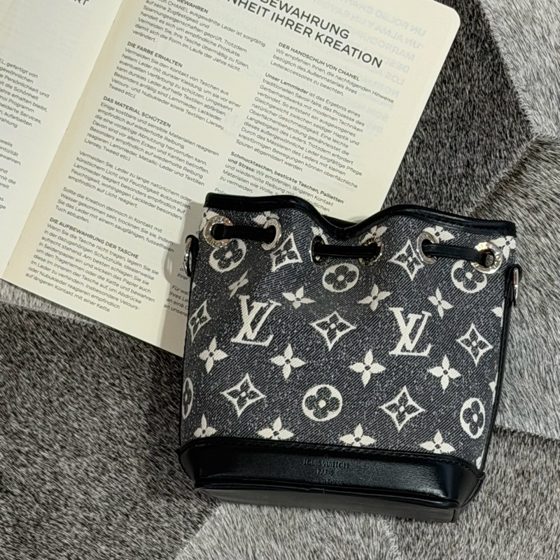 LV NANO NOE黑色帆布老花水桶包/M46449/晶片-3