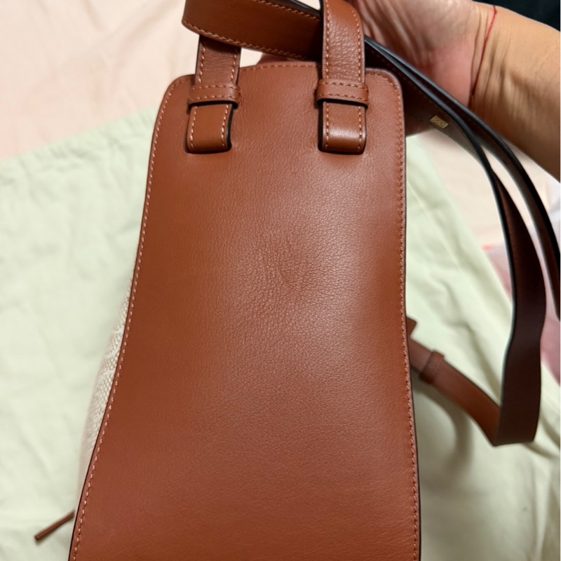 Loewe提花布大號吊床包-15