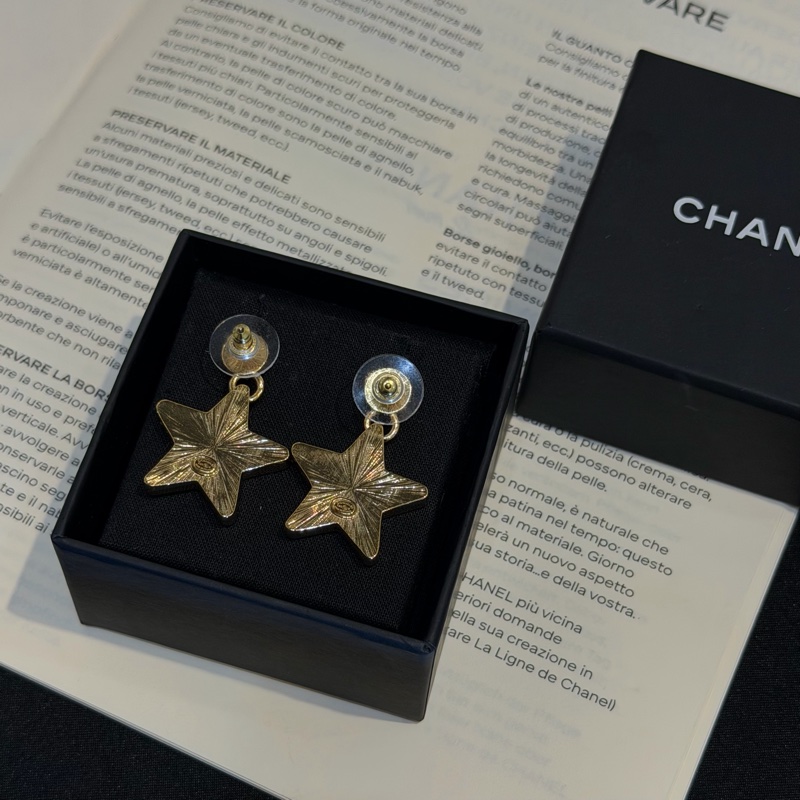CHANEL金色珍珠拚黑琺瑯星星垂墜耳環-4