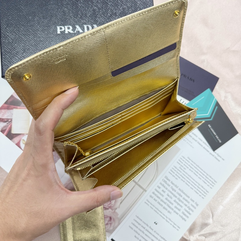 Prada 金色長銀包-4