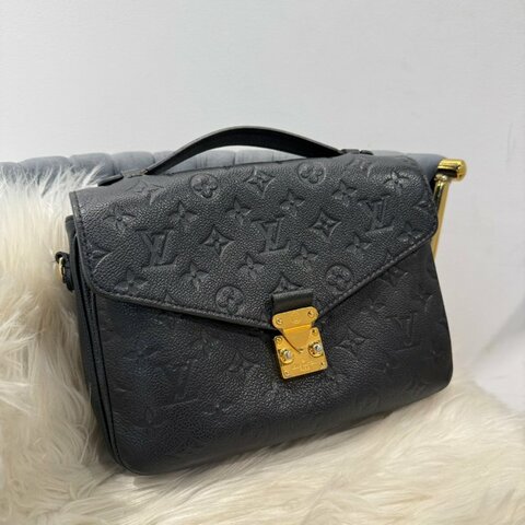 LV POCHETTE METIS 黑壓紋郵差包