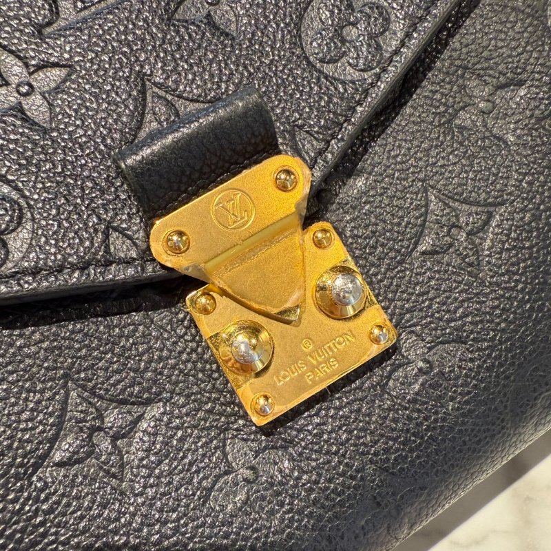 LV POCHETTE METIS 黑壓紋郵差包-7