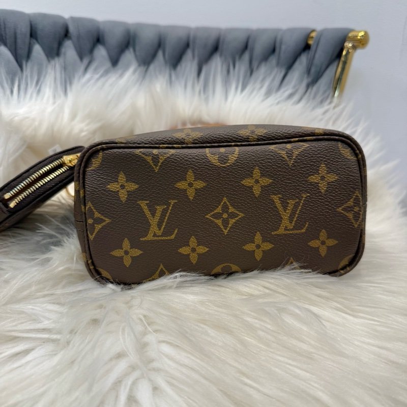 全新 LV Neverfull BB 手提斜背包 芯片-3