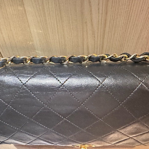 【極美古董珍藏】CHANEL Vintage 25cm 黑金雙蓋口蓋包 24K金雙C釦(經典黑羊皮/雙鏈)-6