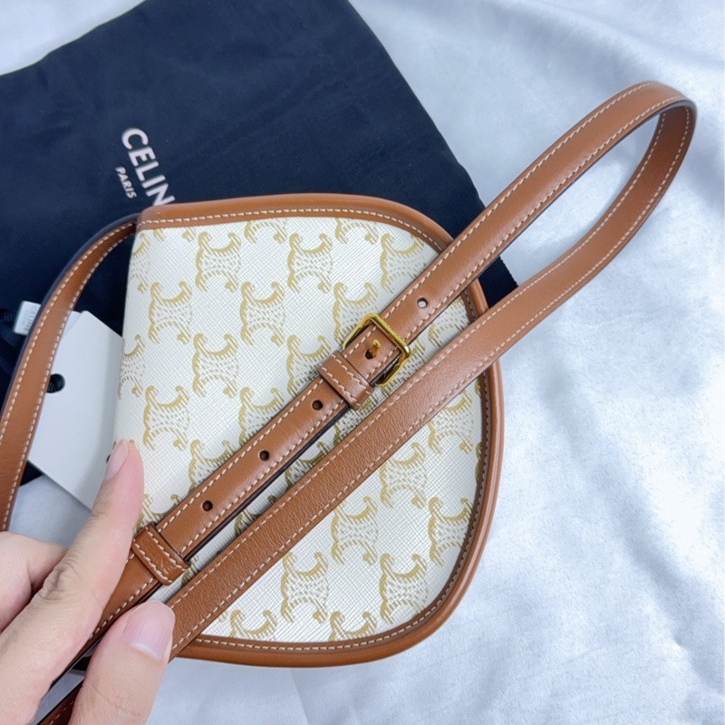 Celine mini besace 奶油白馬鞍包-6
