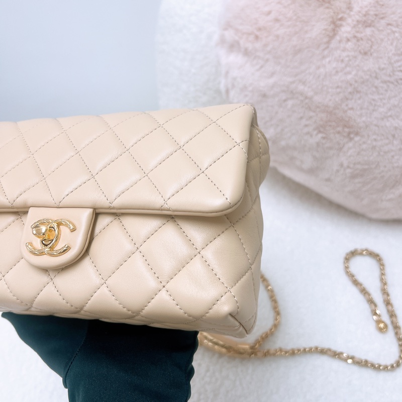 Chanel flap 20 奶茶色翻蓋包 可調節手柄-1