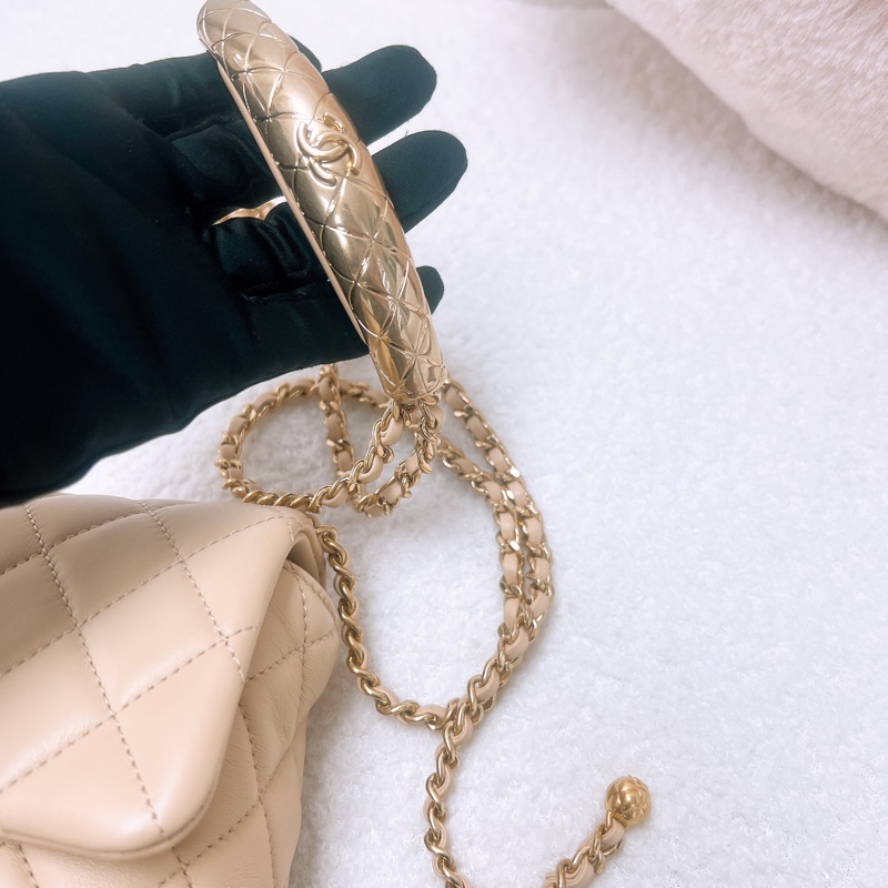 Chanel flap 20 奶茶色翻蓋包 可調節手柄-8