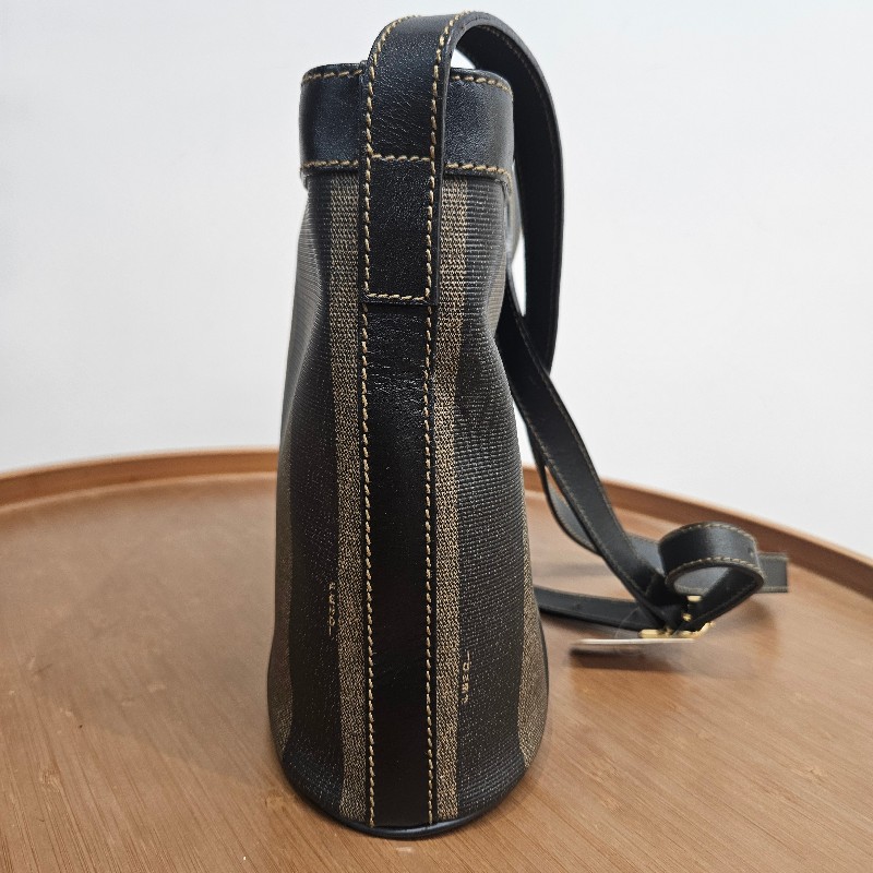Fendi vintage bucket bag 中古水桶包-2