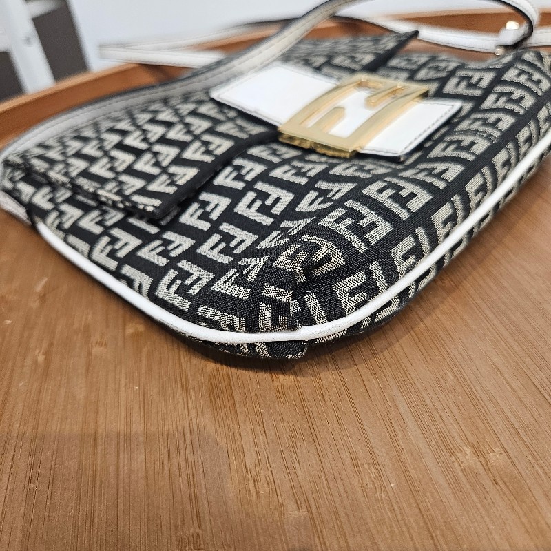 fendi zucca crossbody bag navy-3